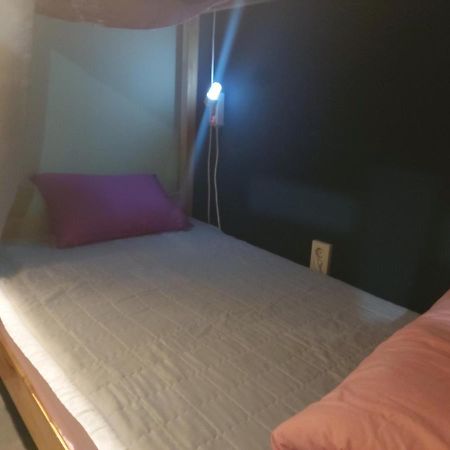 Buzz Guesthouse Hostel Seul Esterno foto