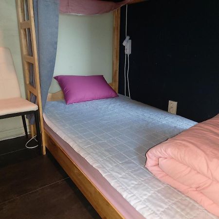 Buzz Guesthouse Hostel Seul Esterno foto