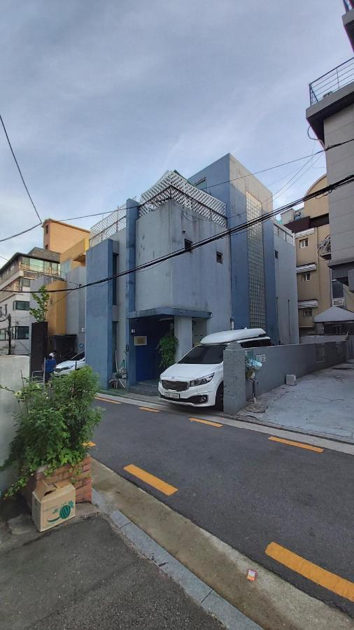 Buzz Guesthouse Hostel Seul Esterno foto