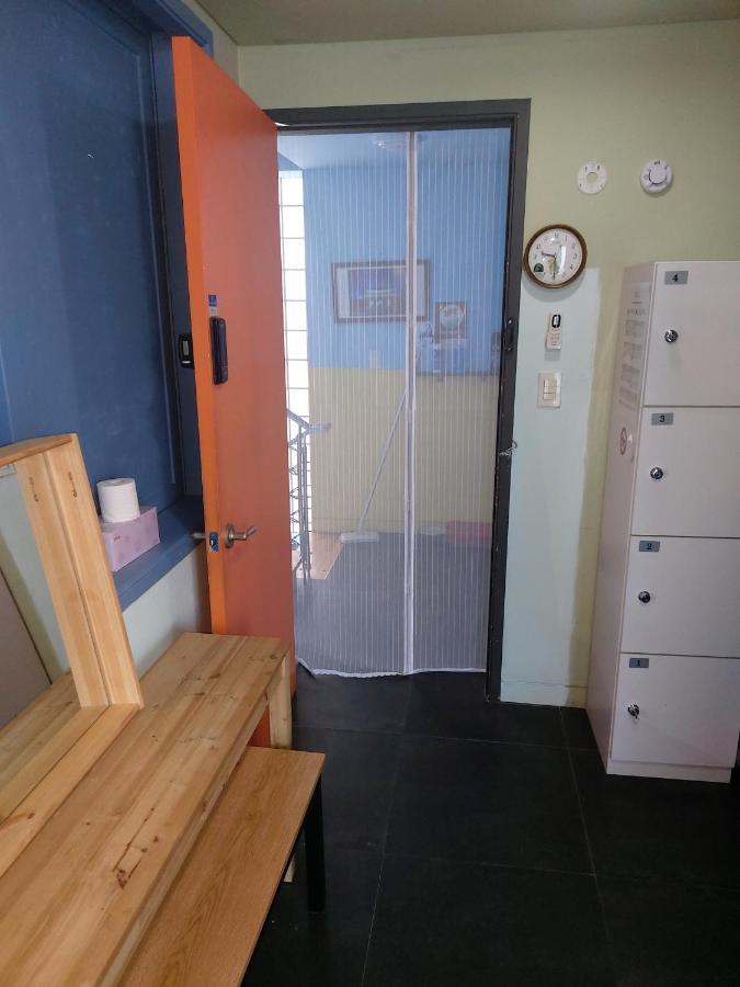 Buzz Guesthouse Hostel Seul Esterno foto