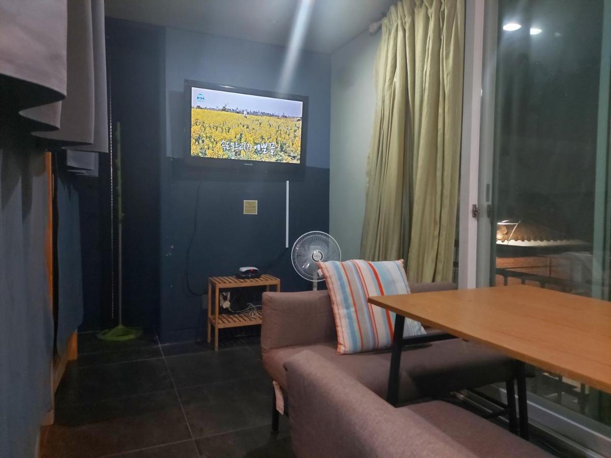 Buzz Guesthouse Hostel Seul Esterno foto