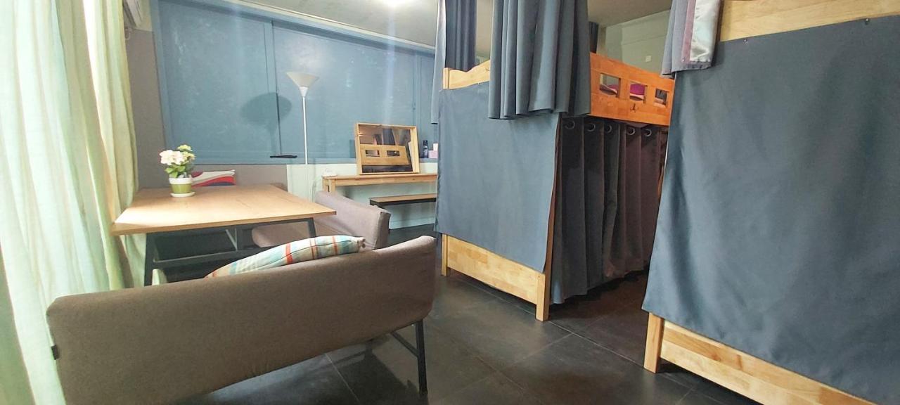 Buzz Guesthouse Hostel Seul Esterno foto
