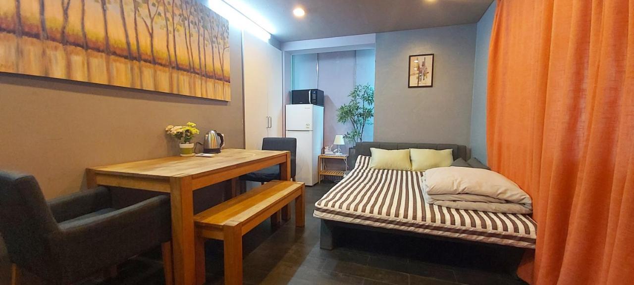 Buzz Guesthouse Hostel Seul Esterno foto