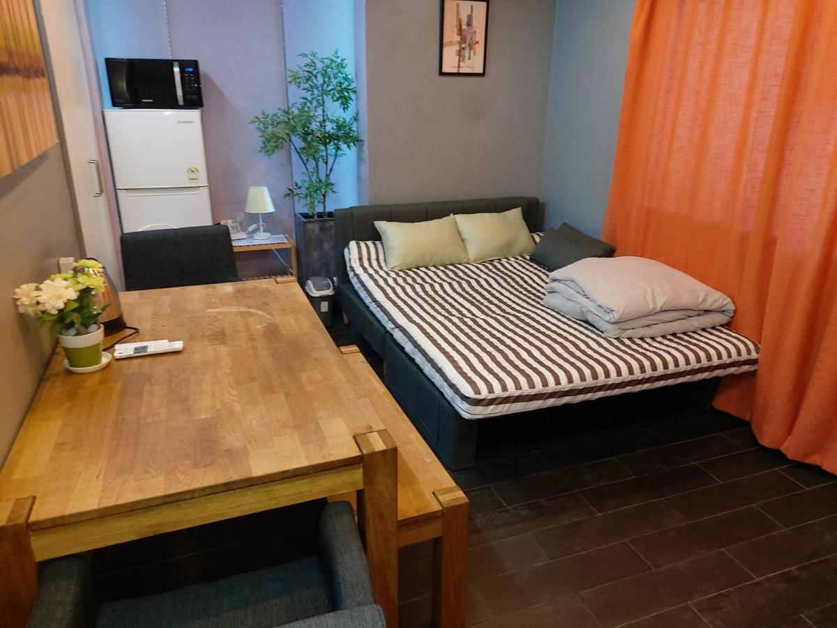 Buzz Guesthouse Hostel Seul Esterno foto